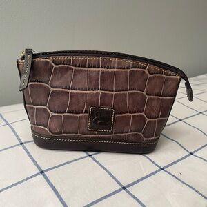 Dooney Bourke Brown Crocodile-Embossed Leather Makeup Toilerty Bag